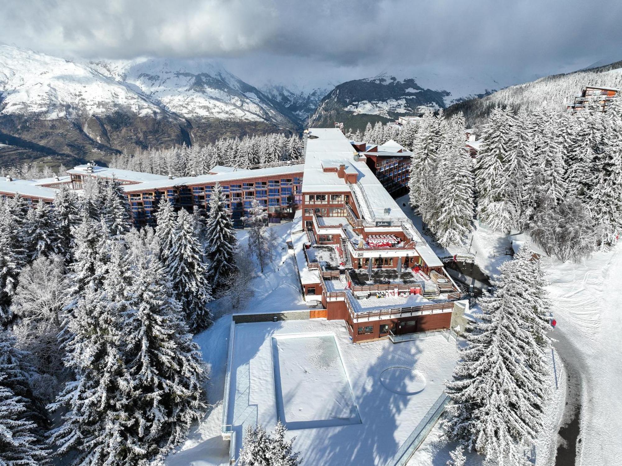 Belambra Clubs Arc 1800 - Hotel Du Golf Les Arcs  ภายนอก รูปภาพ