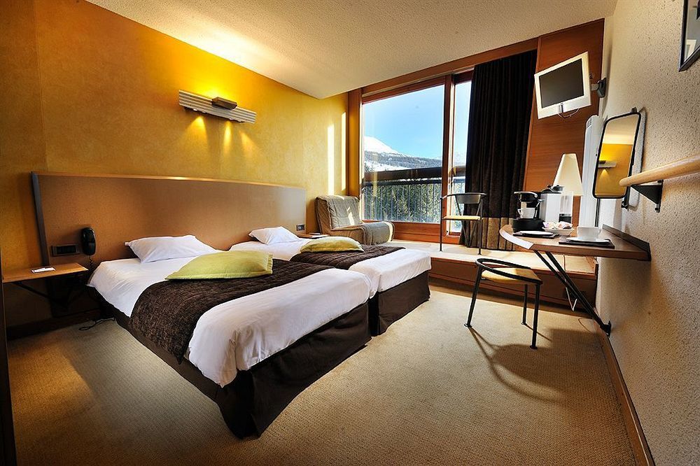 Belambra Clubs Arc 1800 - Hotel Du Golf Les Arcs  ภายนอก รูปภาพ